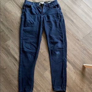 Blue  sculpt fit jean jegging